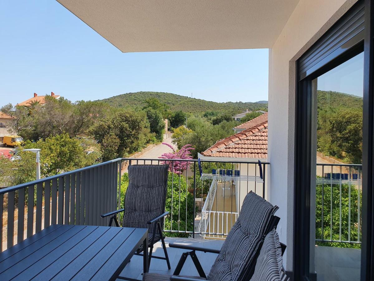 Apartmani Nerium Lovište Eksteriør billede