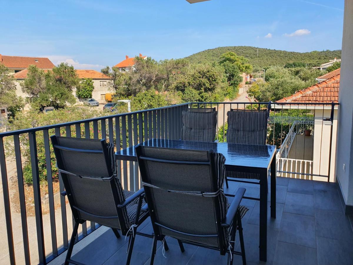 Apartmani Nerium Lovište Eksteriør billede